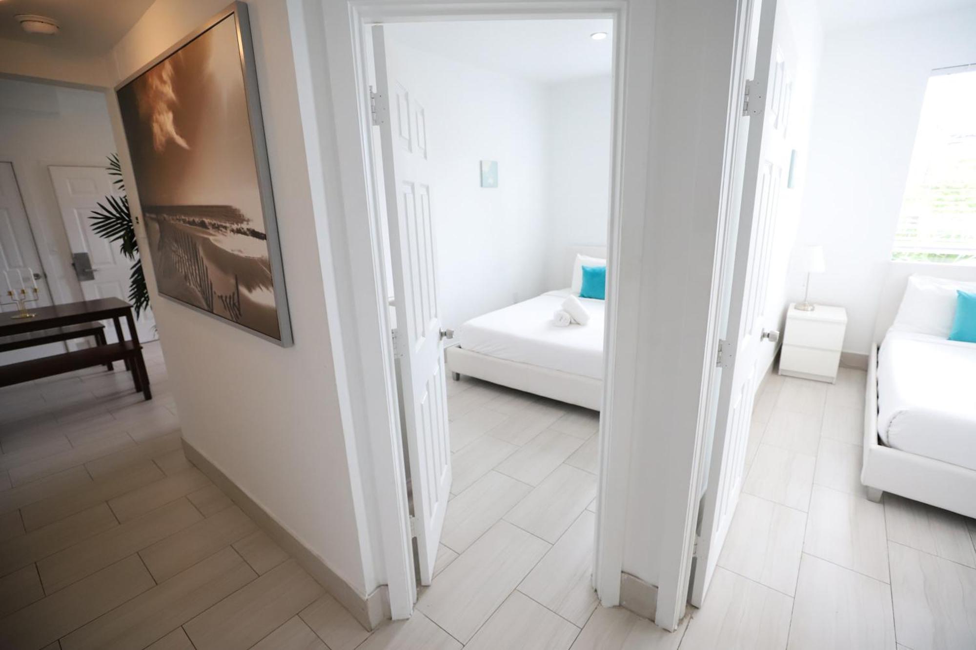 2 Bedroom Apartment 3 Minute Walk To South Beach & Ocean Drive Miami Beach Luaran gambar